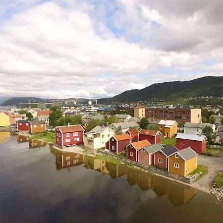 Sjogata Riverside And Salmon Fishing Mosjøen