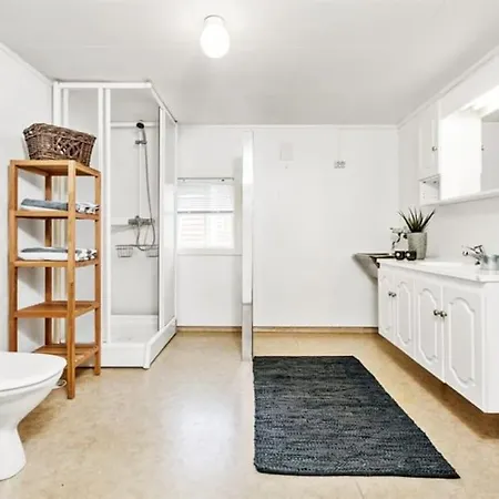 Hotel Sjogata Riverside And Salmon Fishing