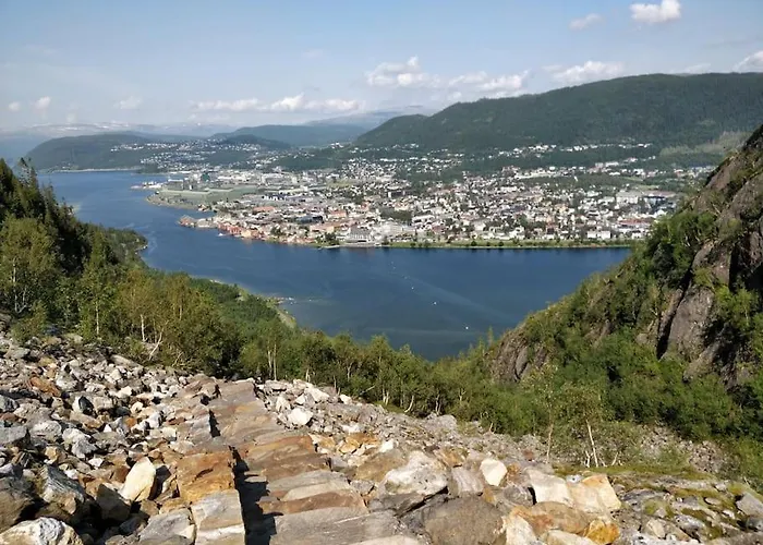 Sjogata Riverside And Salmon Fishing Hotel Mosjoen